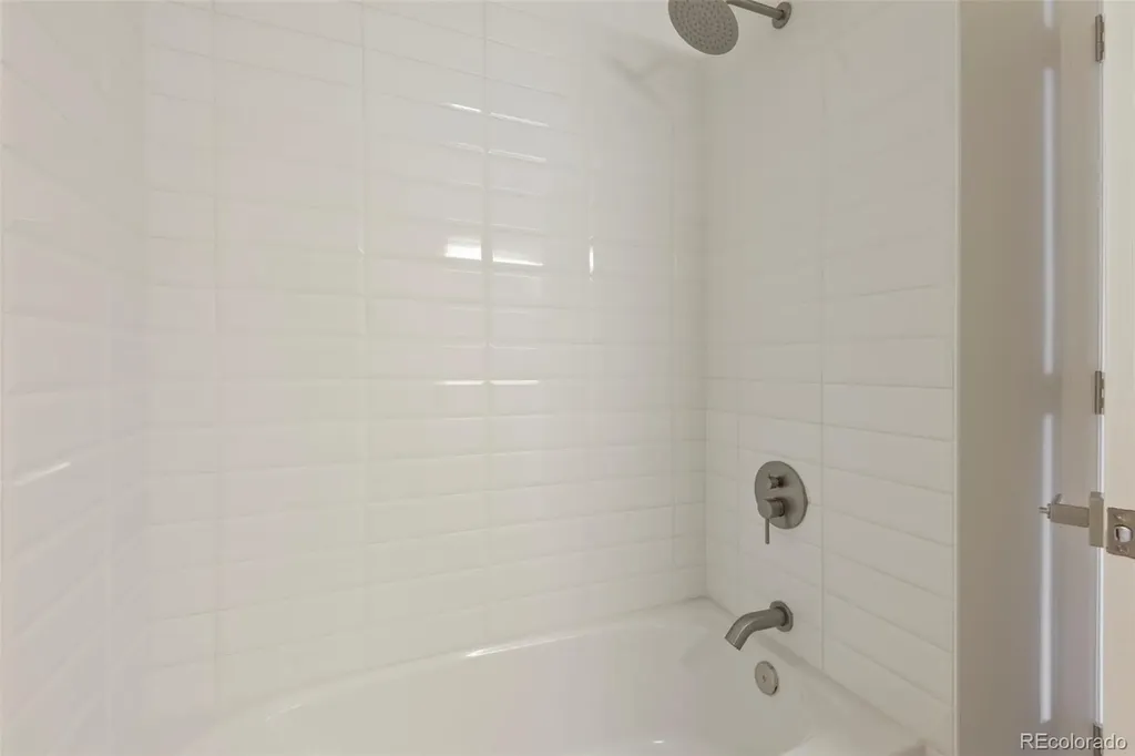 3044 S Macon Circle Aurora CO 80014