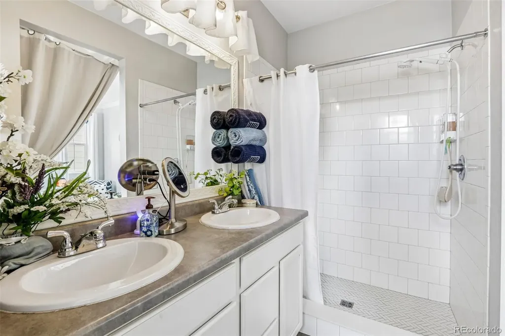 23520 E 5th Drive Aurora CO 80018