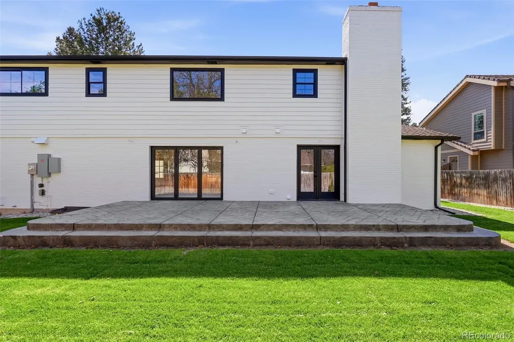 5557 S Hillside Street Greenwood Village CO 80111