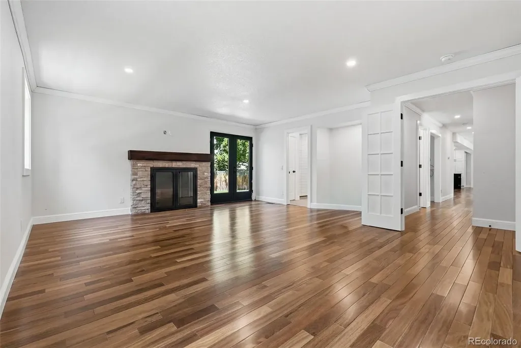 5557 S Hillside Street Greenwood Village CO 80111
