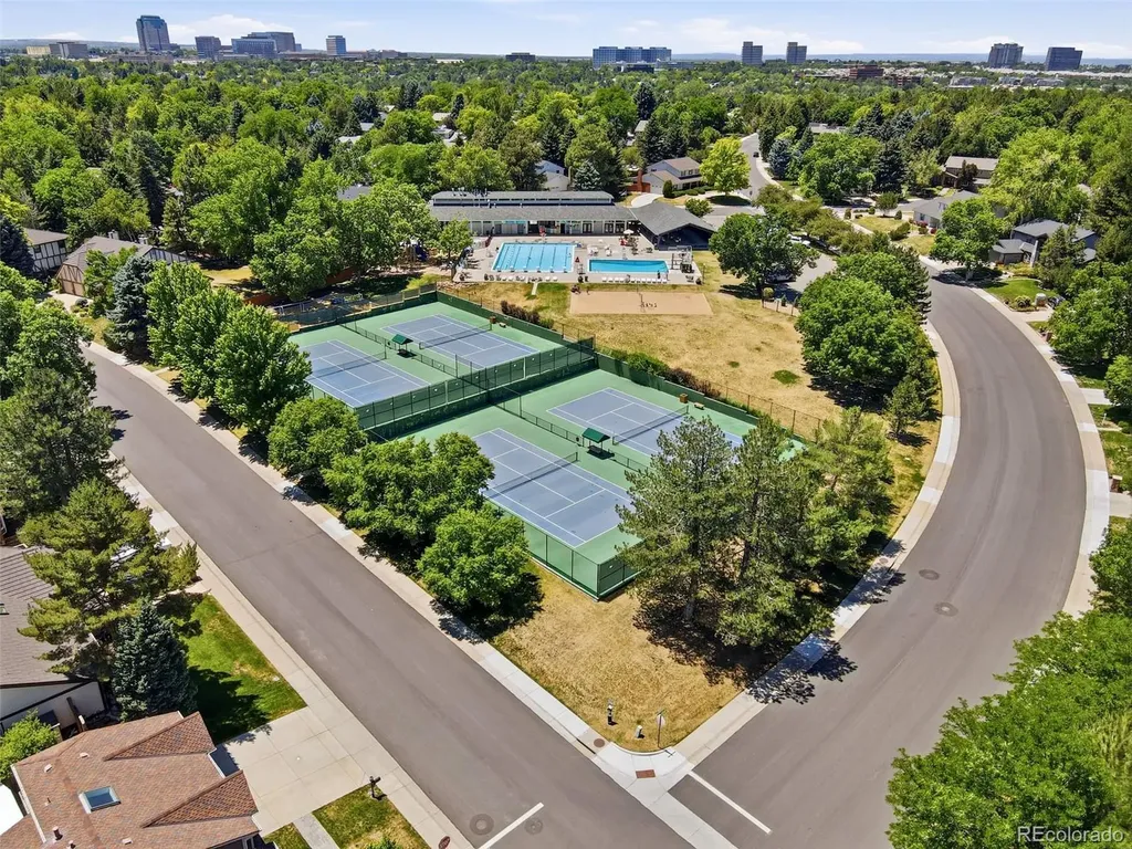 5557 S Hillside Street Greenwood Village CO 80111