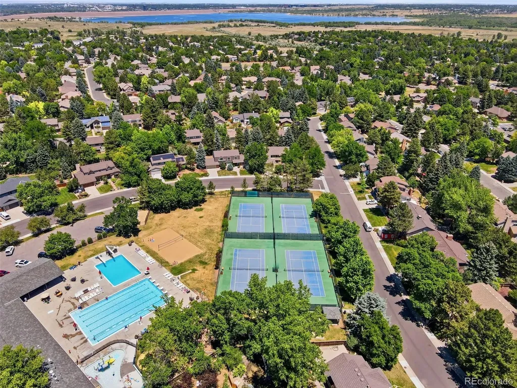 5557 S Hillside Street Greenwood Village CO 80111