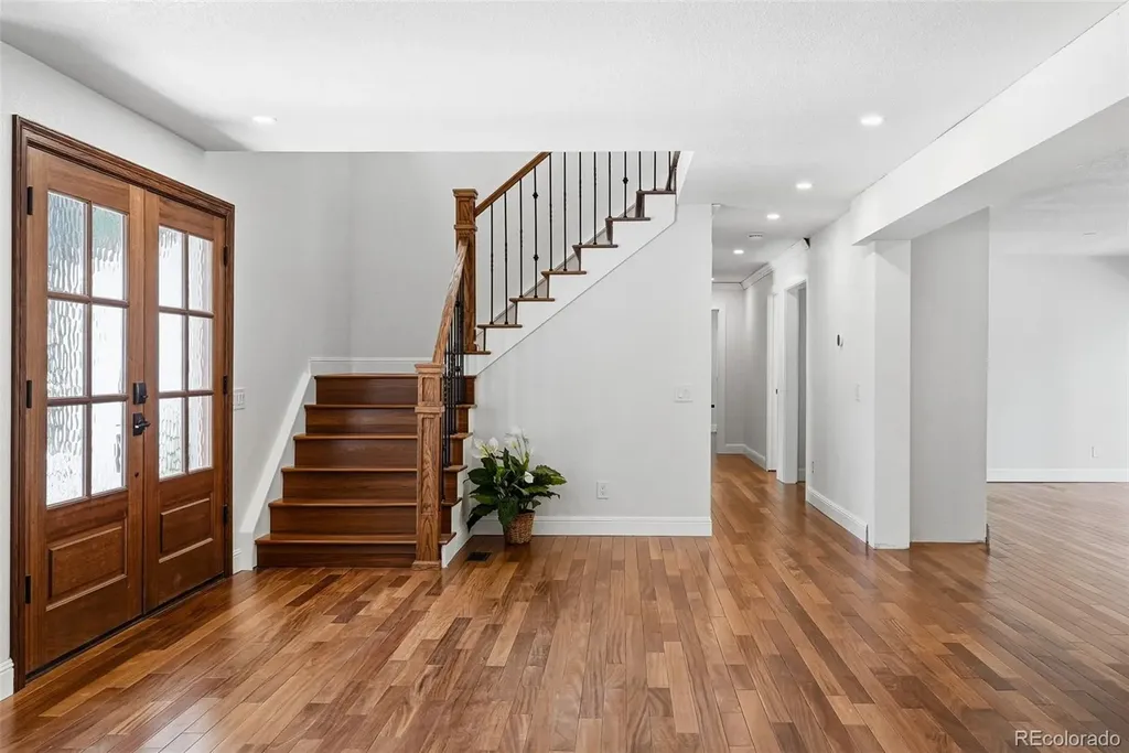 5557 S Hillside Street Greenwood Village CO 80111