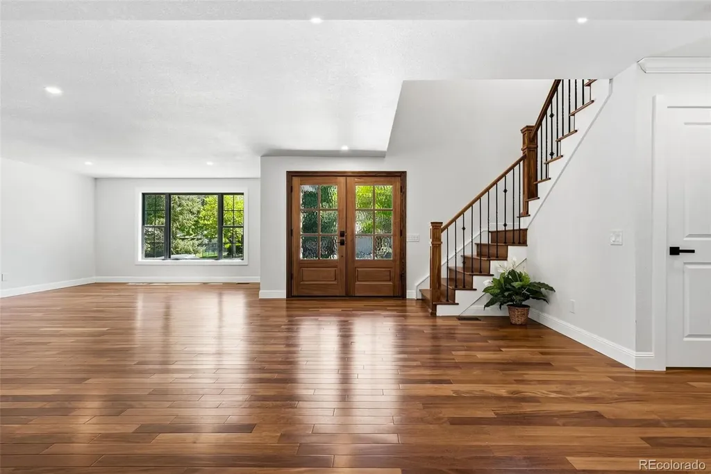 5557 S Hillside Street Greenwood Village CO 80111