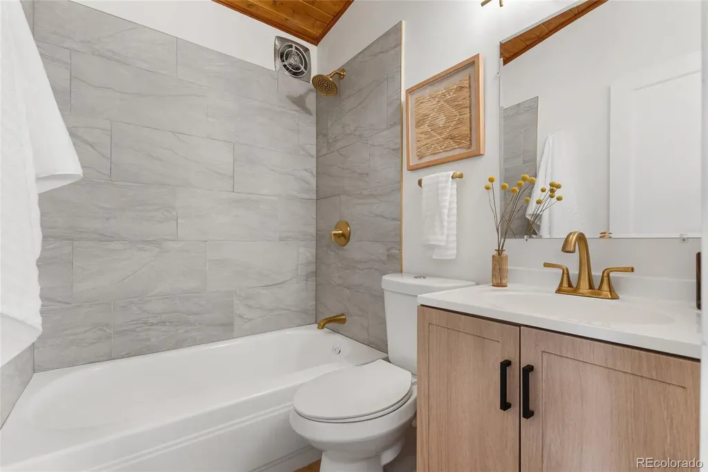 7105 Flagstaff Road Boulder CO 80302