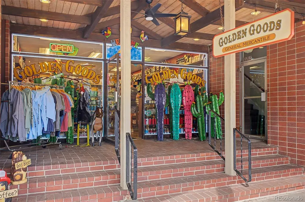 450 Chelan Street Golden CO 80401