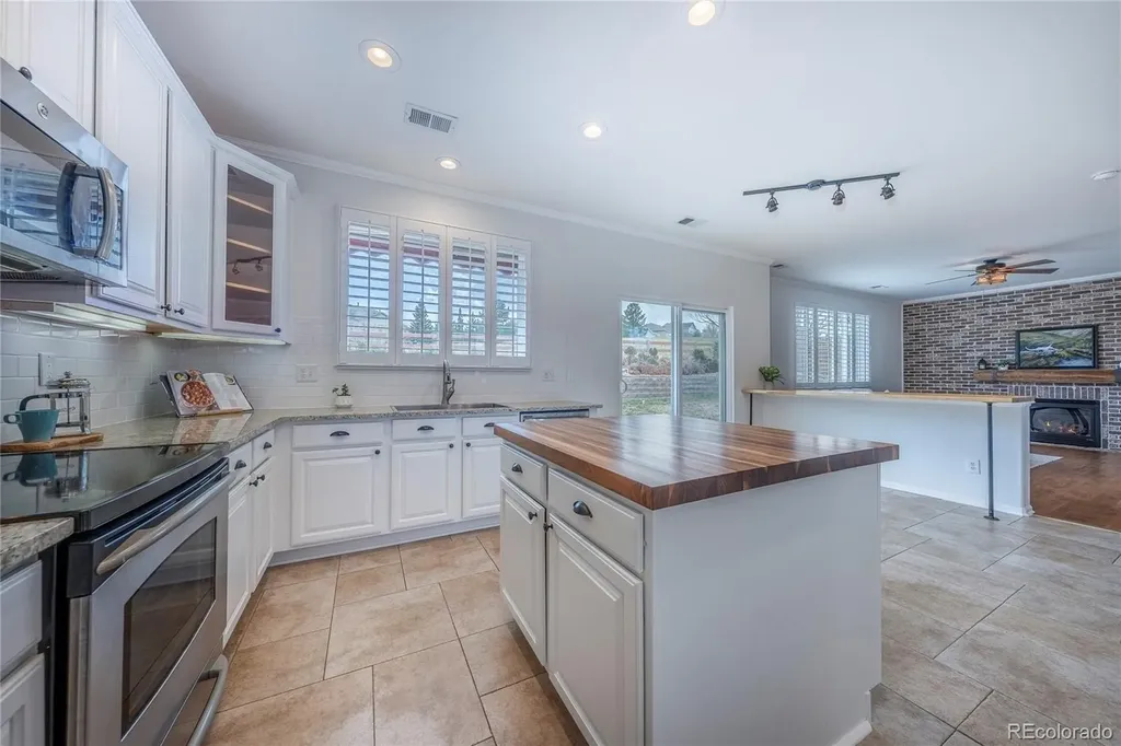 16570 E Hollow Horn Avenue Parker CO 80134
