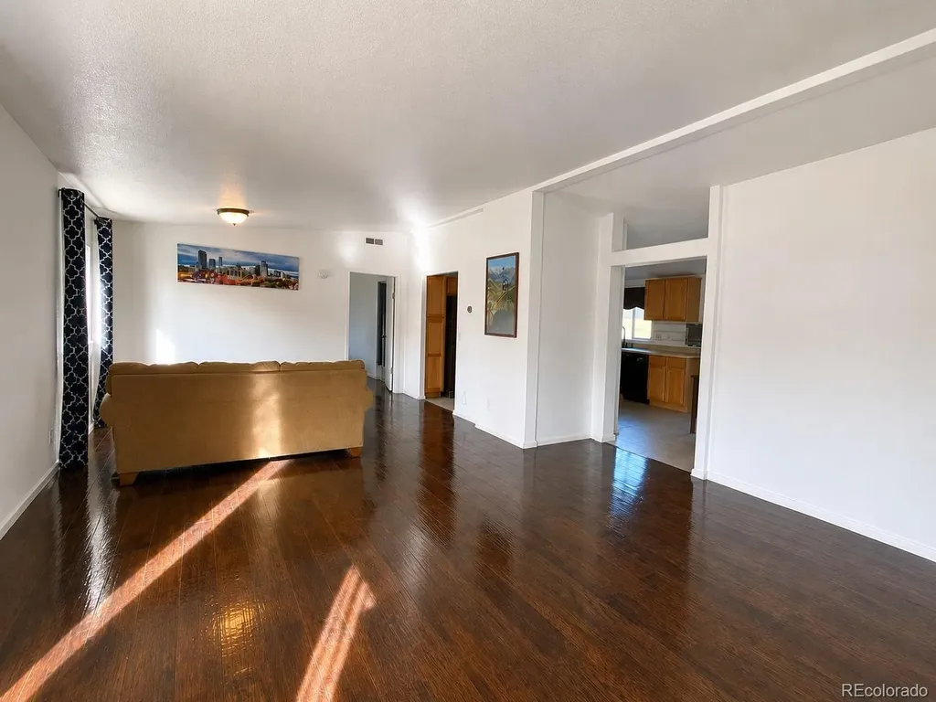 611 W 4th Avenue Denver CO 80223