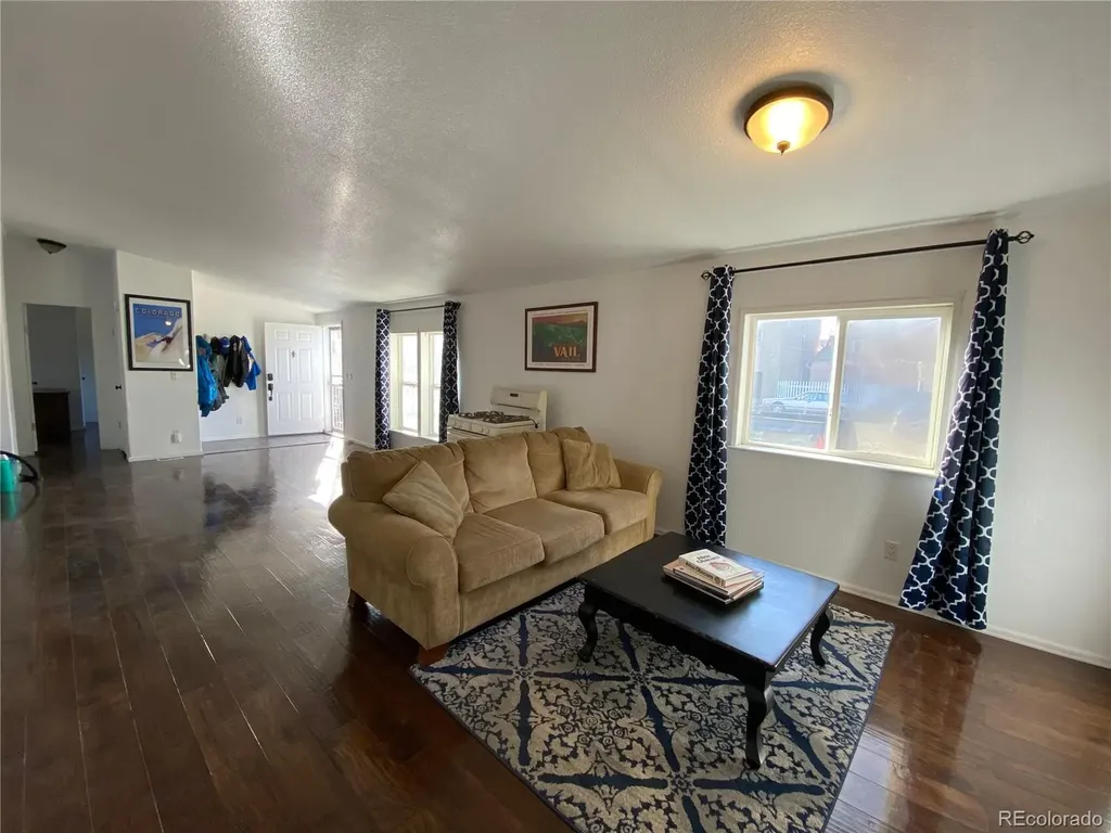611 W 4th Avenue Denver CO 80223