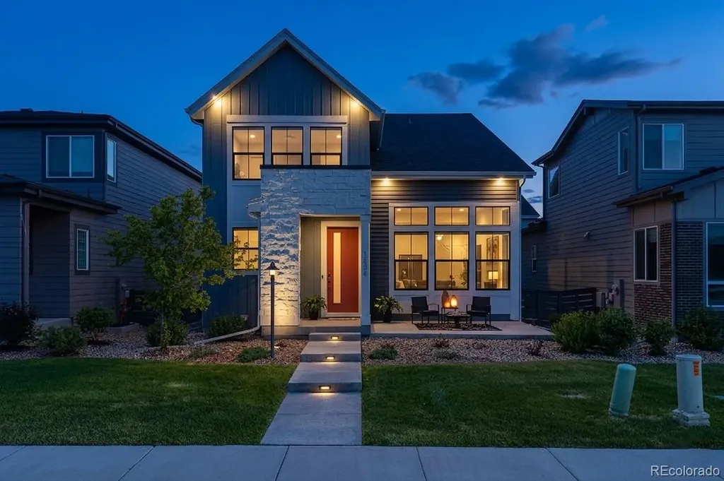 1556 Stablecross Drive Castle Pines CO 80108