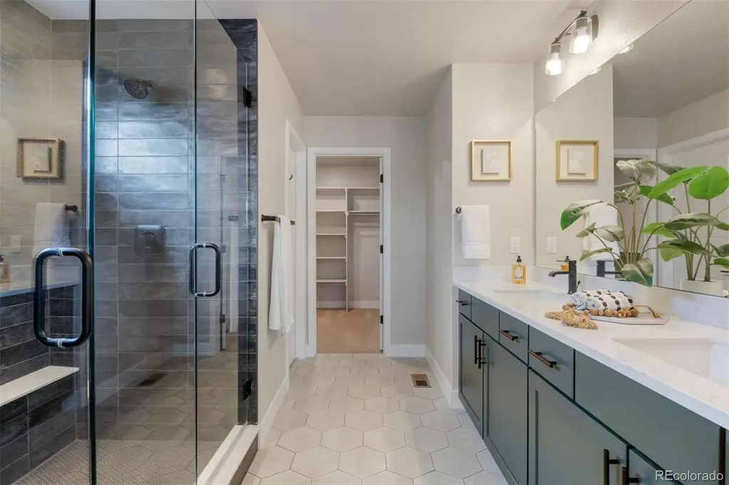 1556 Stablecross Drive Castle Pines CO 80108