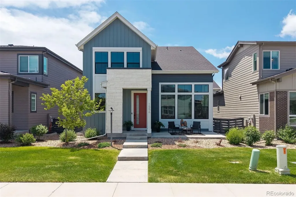 1556 Stablecross Drive Castle Pines CO 80108