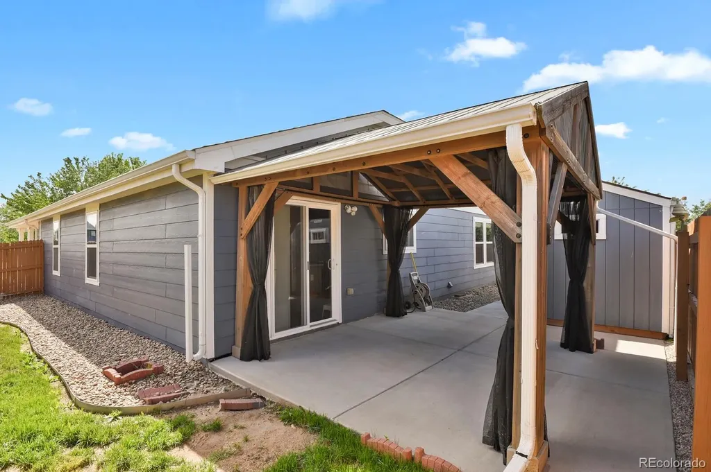 826 Willow Drive Brighton CO 80603