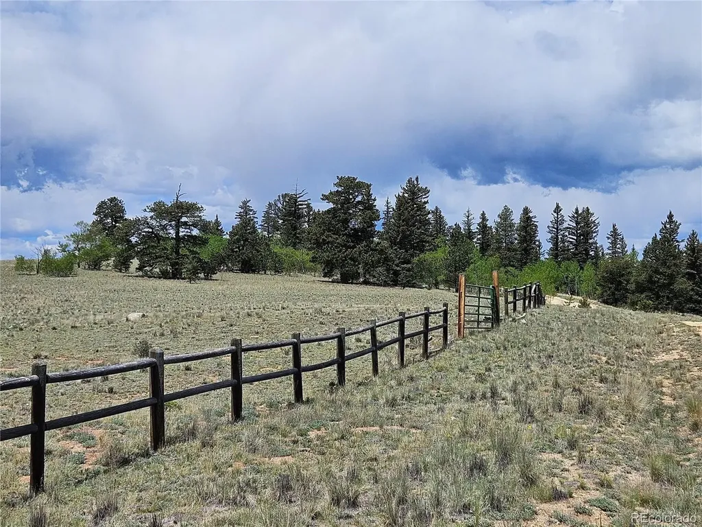 412 Smith And Wesson Road Como CO 80456
