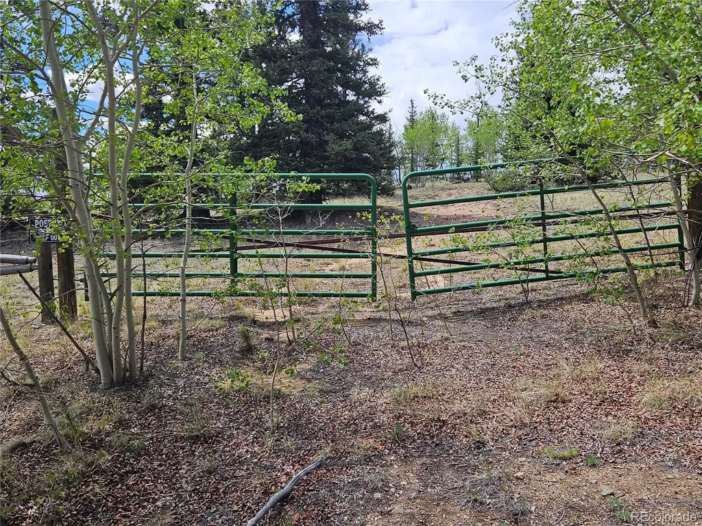 412 Smith And Wesson Road Como CO 80456