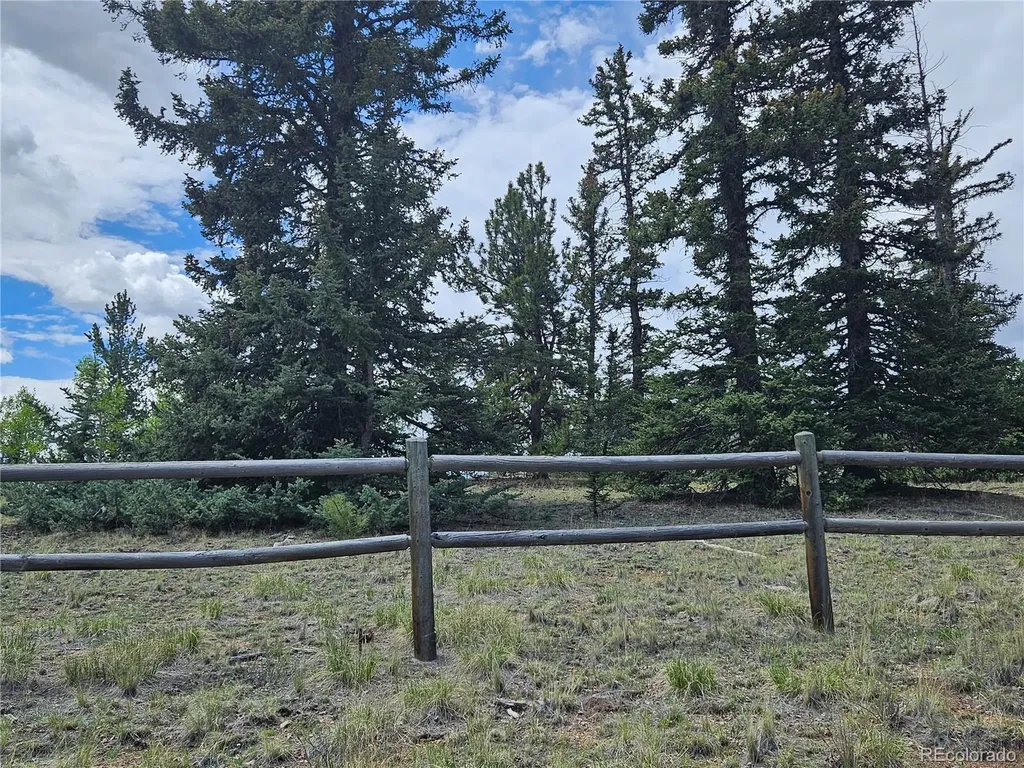 412 Smith And Wesson Road Como CO 80456