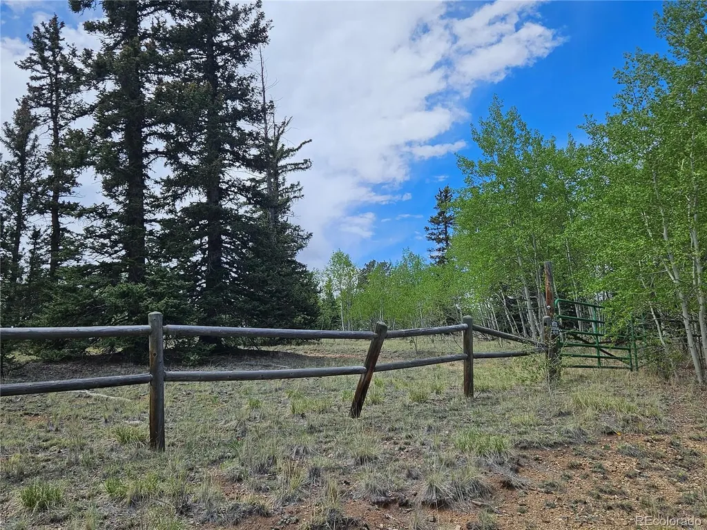 412 Smith And Wesson Road Como CO 80456