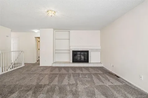 82 S Eagle Circle Aurora CO 80012