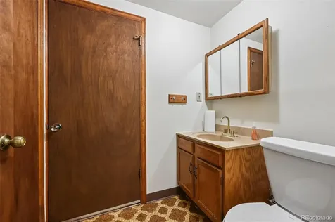 82 S Eagle Circle Aurora CO 80012