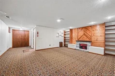 82 S Eagle Circle Aurora CO 80012