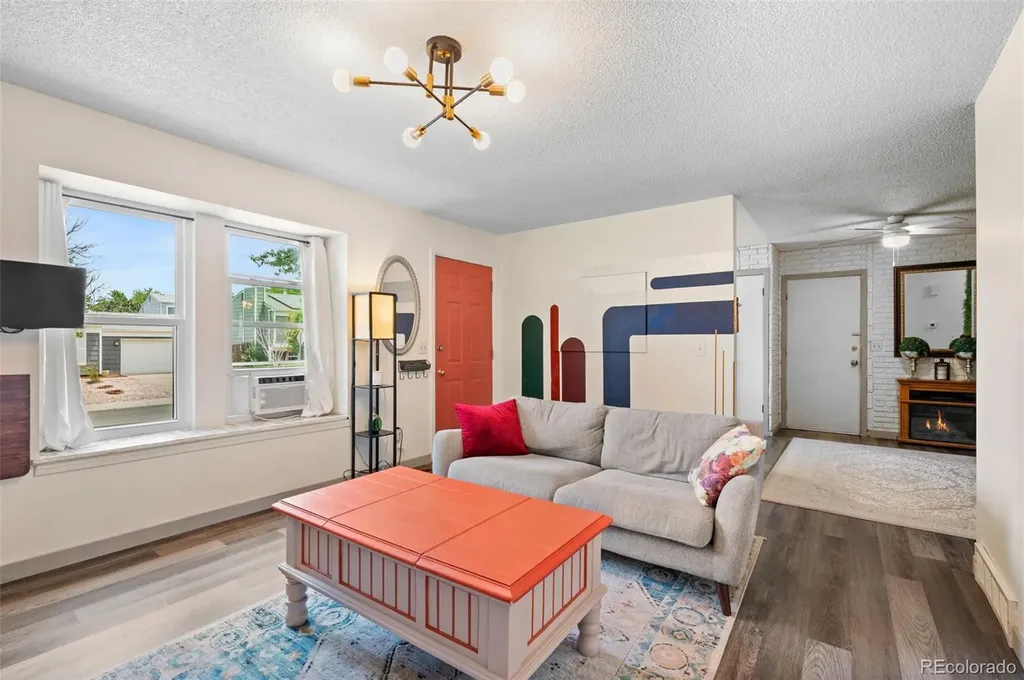 1927 Cathay Court Aurora CO 80011