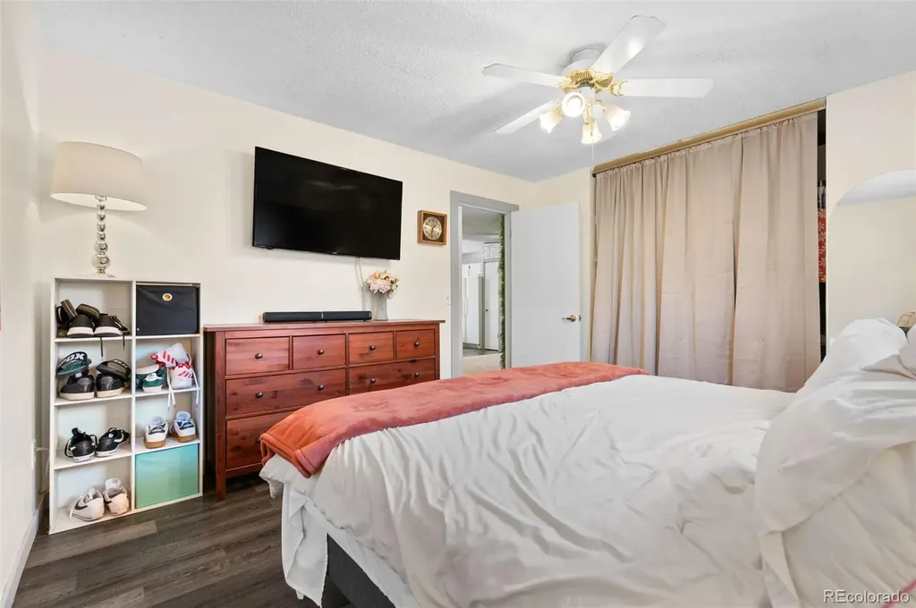 1927 Cathay Court Aurora CO 80011