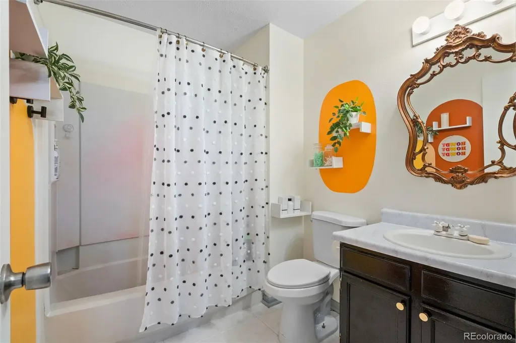 1927 Cathay Court Aurora CO 80011