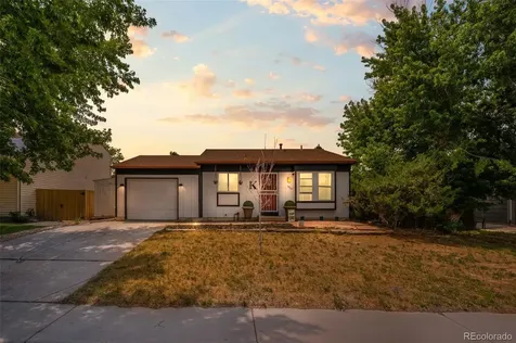1927 Cathay Court Aurora CO 80011
