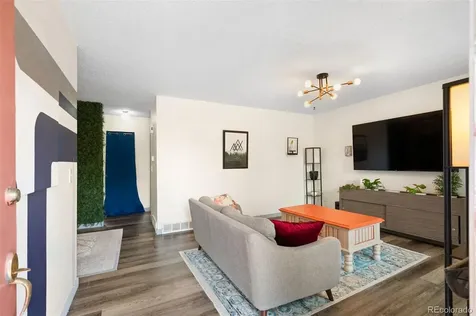 1927 Cathay Court Aurora CO 80011