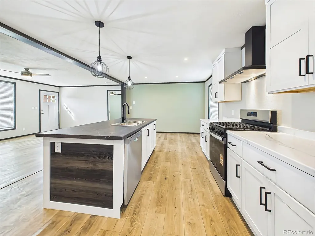 273 E Don Drive Pueblo CO 81007