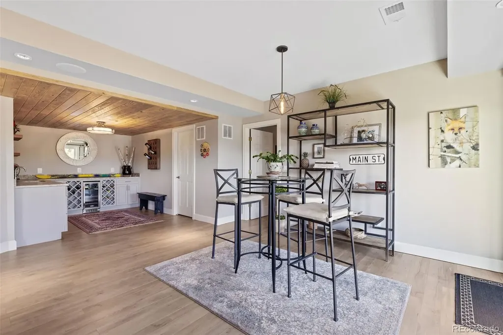 5319 W Hoover Drive Littleton CO 80123