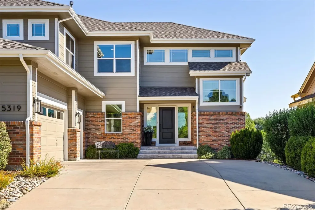 5319 W Hoover Drive Littleton CO 80123