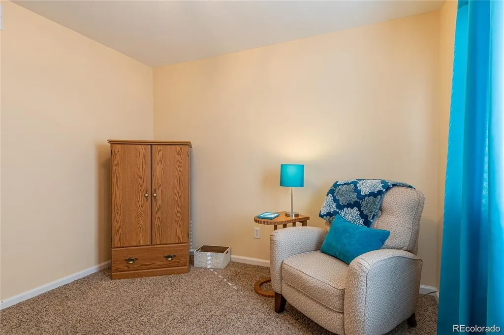 4902 S Zephyr Street Littleton CO 80123