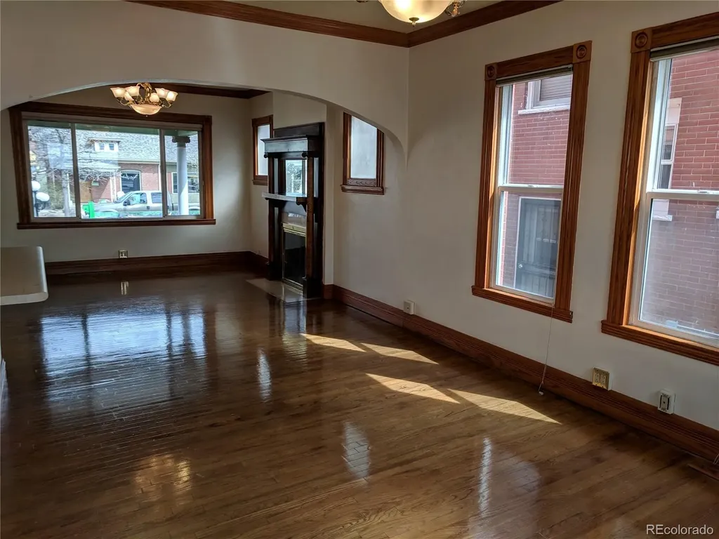 4239 Umatilla Street Denver CO 80211