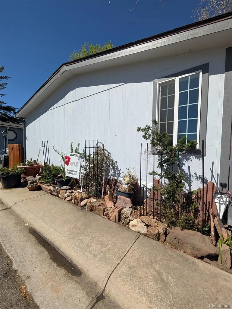 1400 S Collyer Street Longmont CO 80501