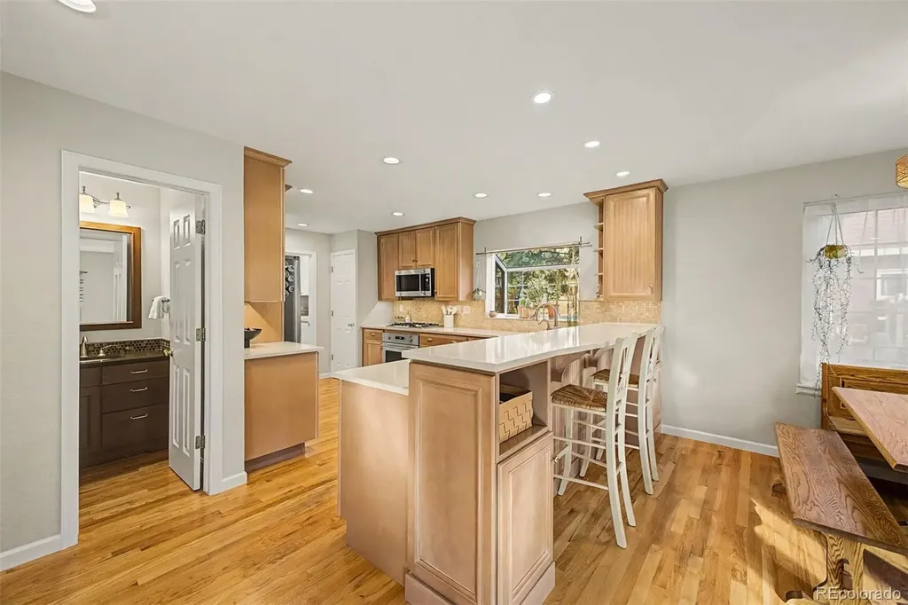 33 Tecoma Circle Littleton CO 80127