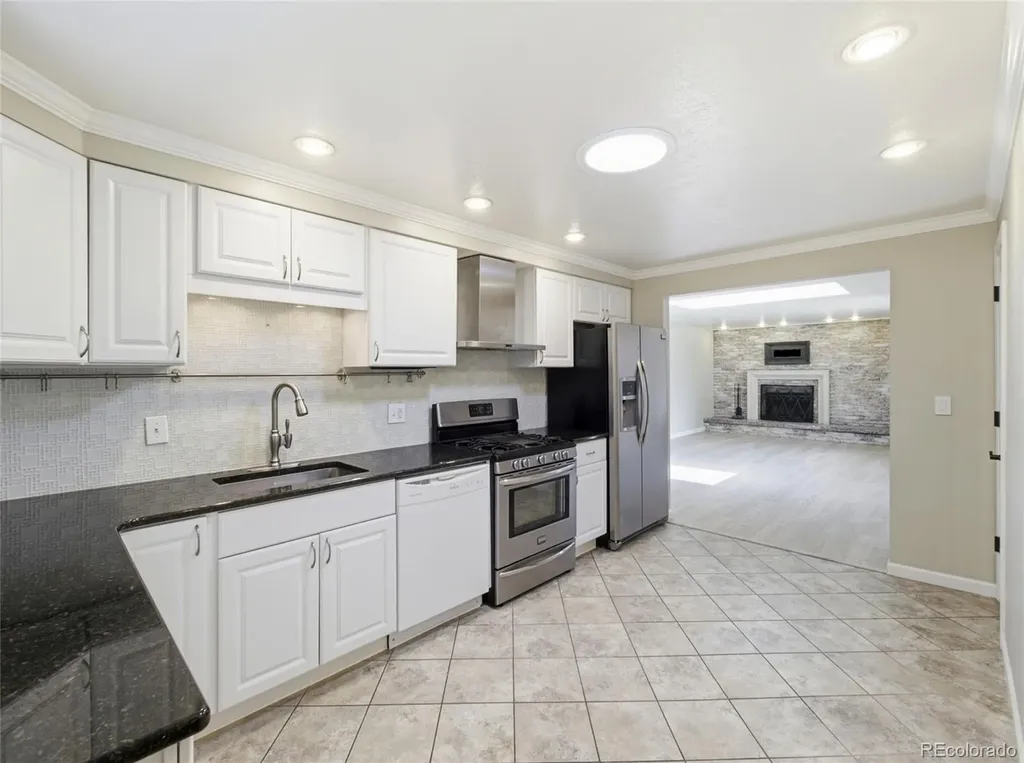 6651 E Ithaca Place Denver CO 80237