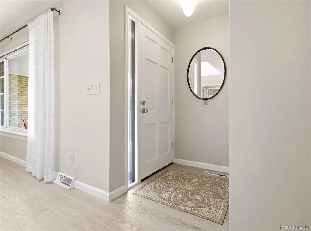 6651 E Ithaca Place Denver CO 80237