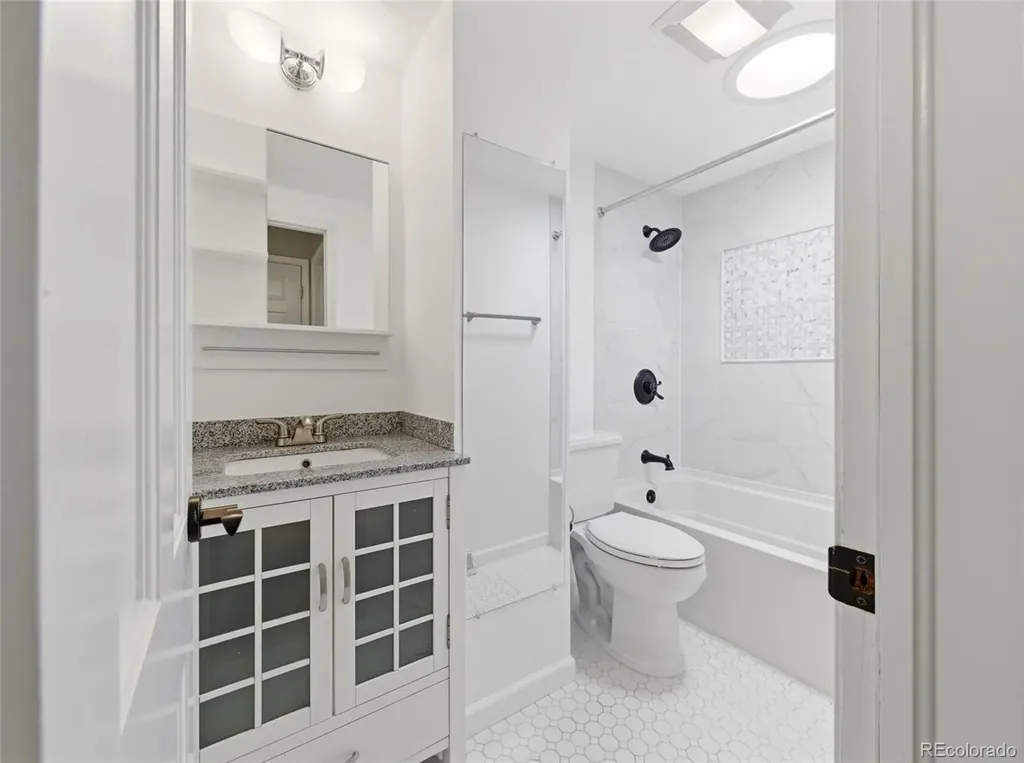6651 E Ithaca Place Denver CO 80237