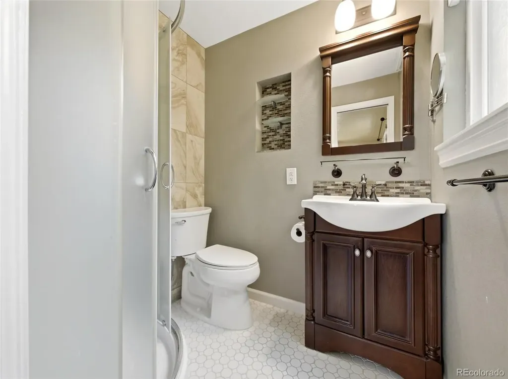 6651 E Ithaca Place Denver CO 80237