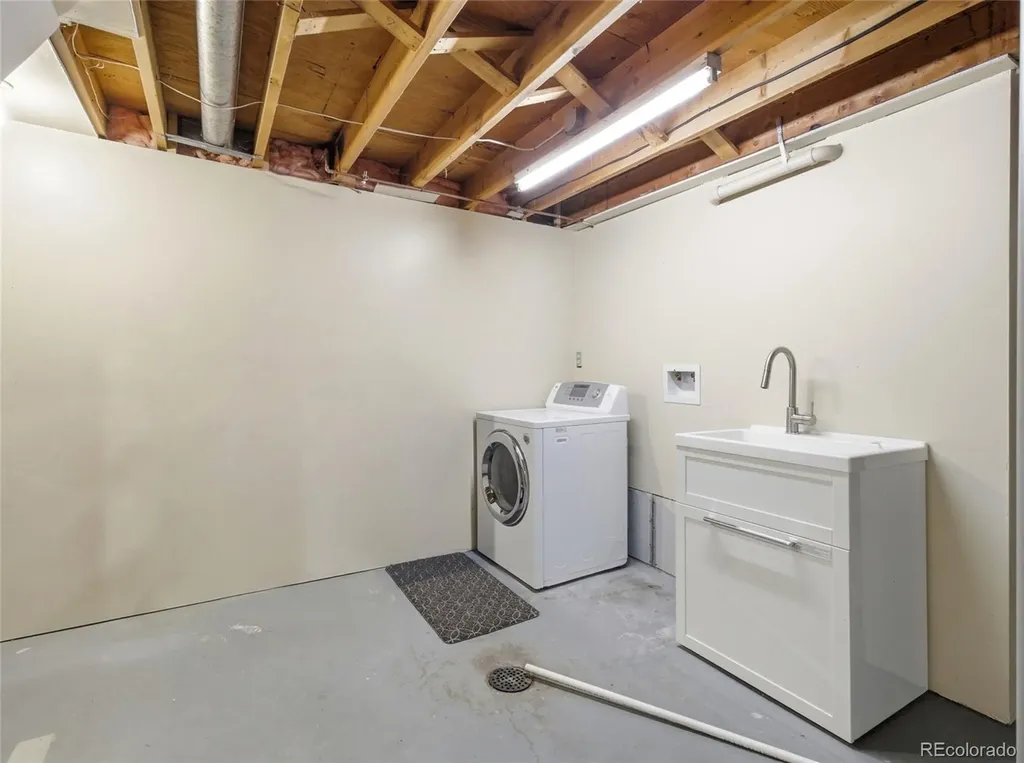 6651 E Ithaca Place Denver CO 80237