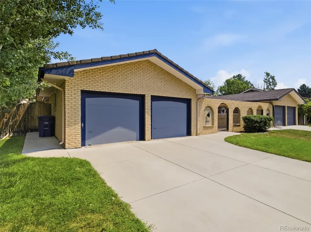 6651 E Ithaca Place Denver CO 80237