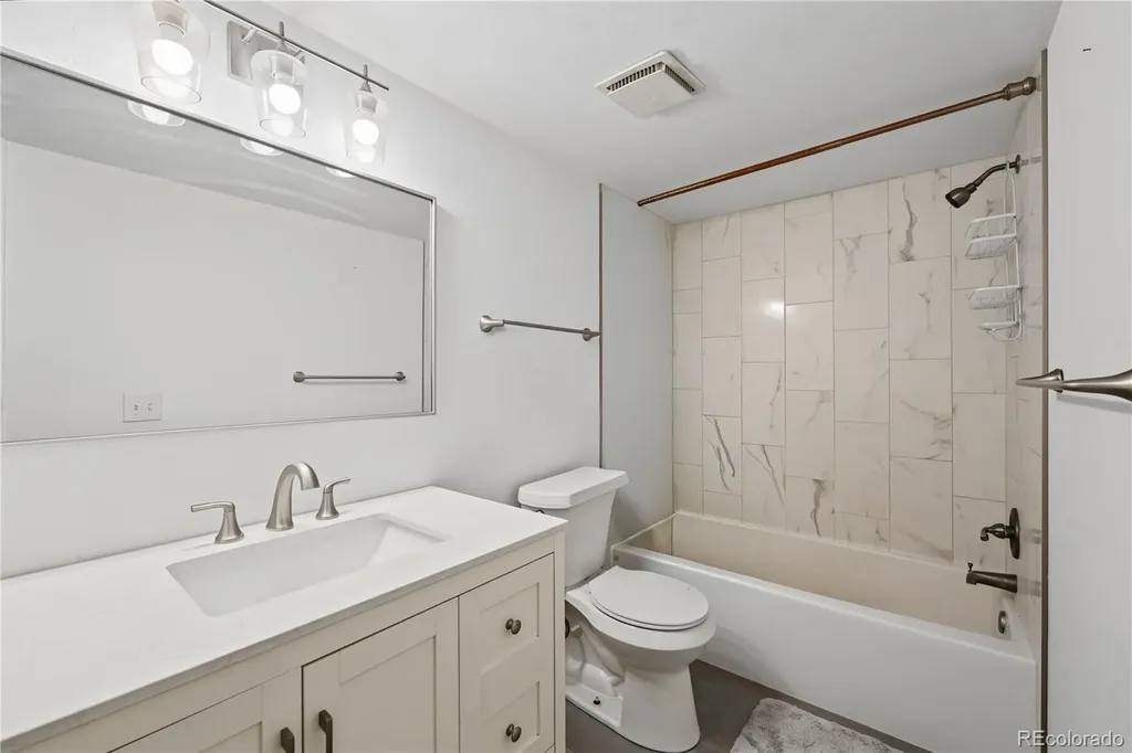 14652 E 2nd Avenue Aurora CO 80011