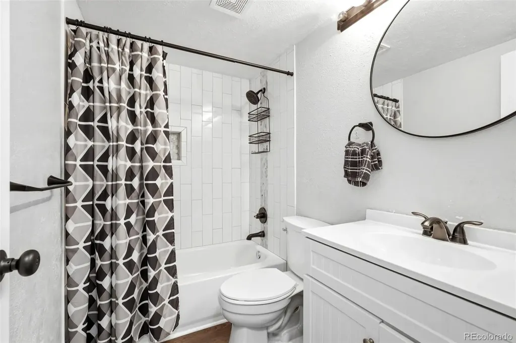 19695 E Amherst Drive Aurora CO 80013