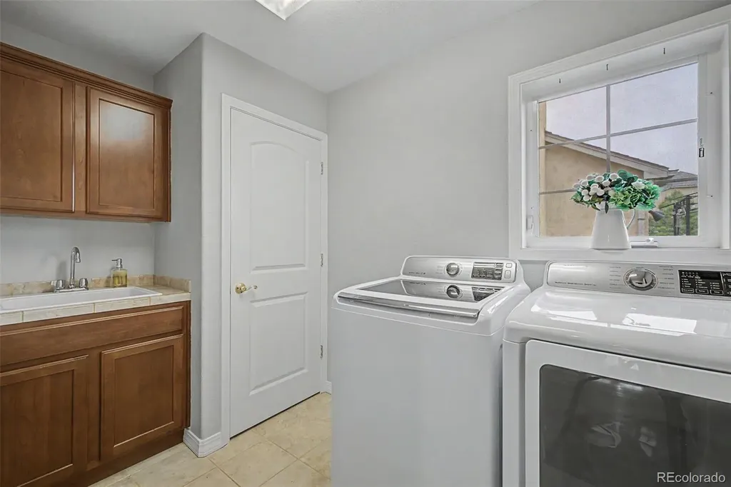 1924 Guardian Way Colorado Springs CO 80919