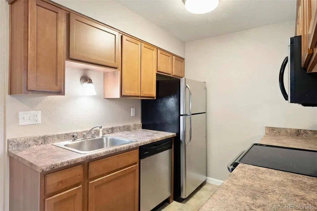 695 Manhattan Drive Boulder CO 80303