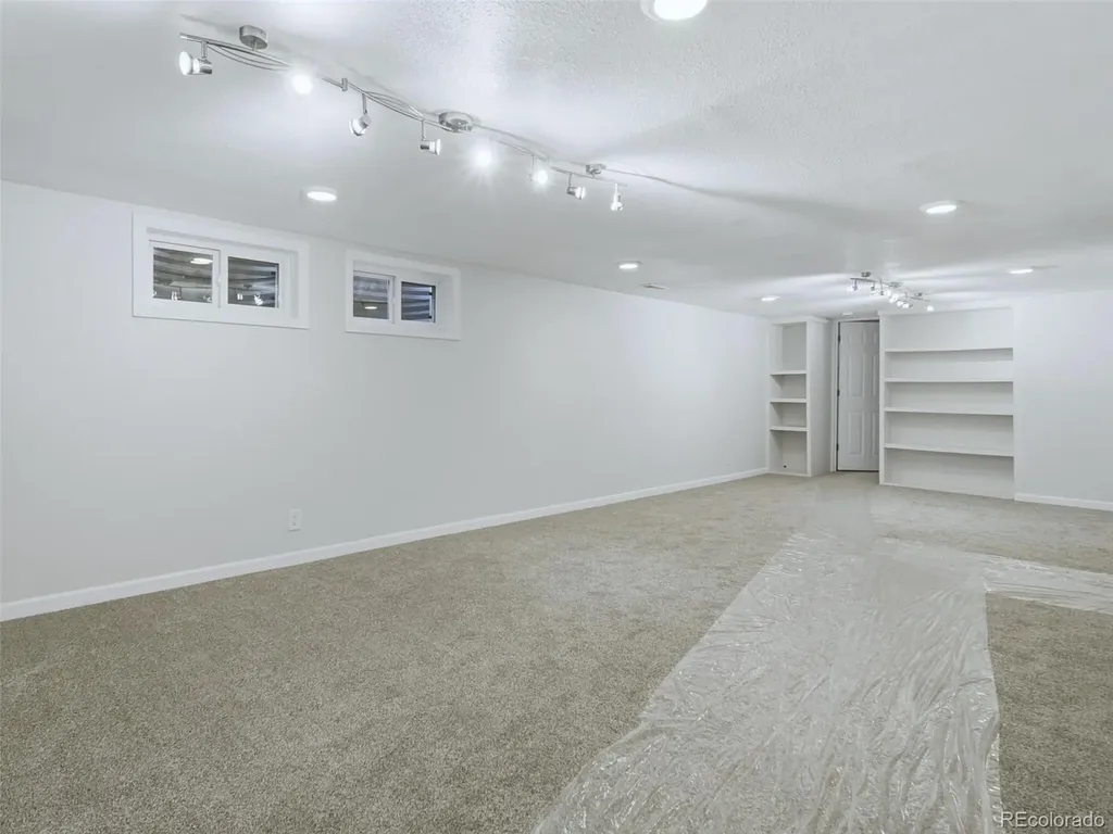 3206 Vaughn Street N Aurora CO 80011