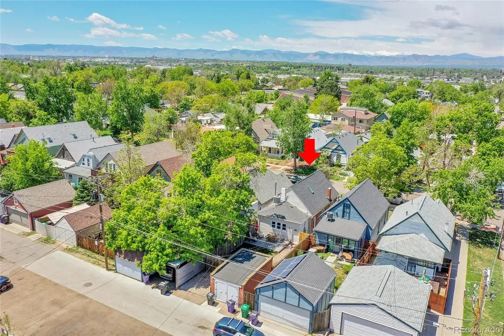 1208 S Pennsylvania Street Denver CO 80210