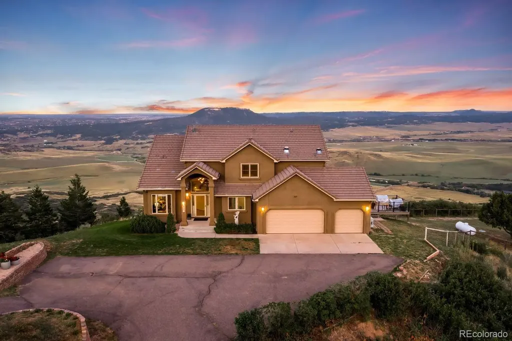 4141 Majestic Mountain Lane Sedalia CO 80135