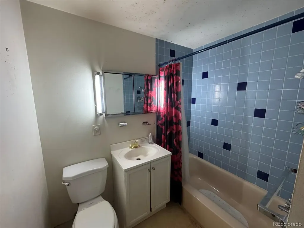 300 Garrison Street Denver CO 80226